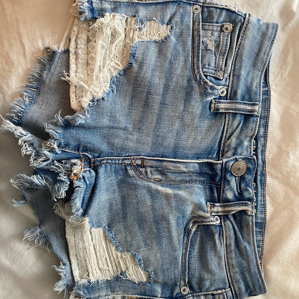 American Eagle cut off shorts!